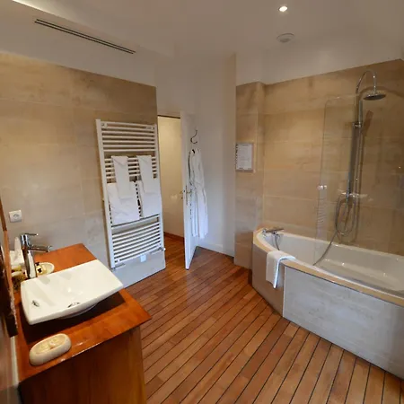 Hotel Chateau Du Boisniard Chambretaud