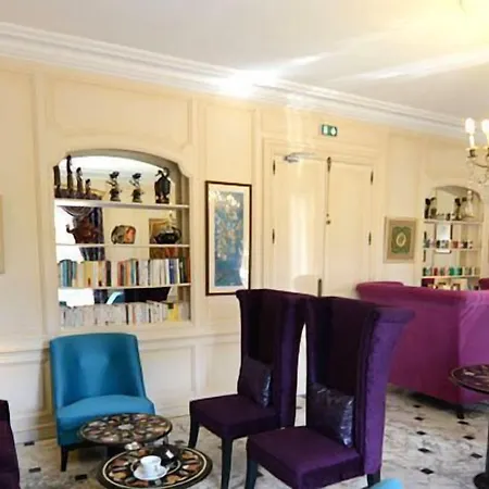 Chateau Du Boisniard 3* Chambretaud